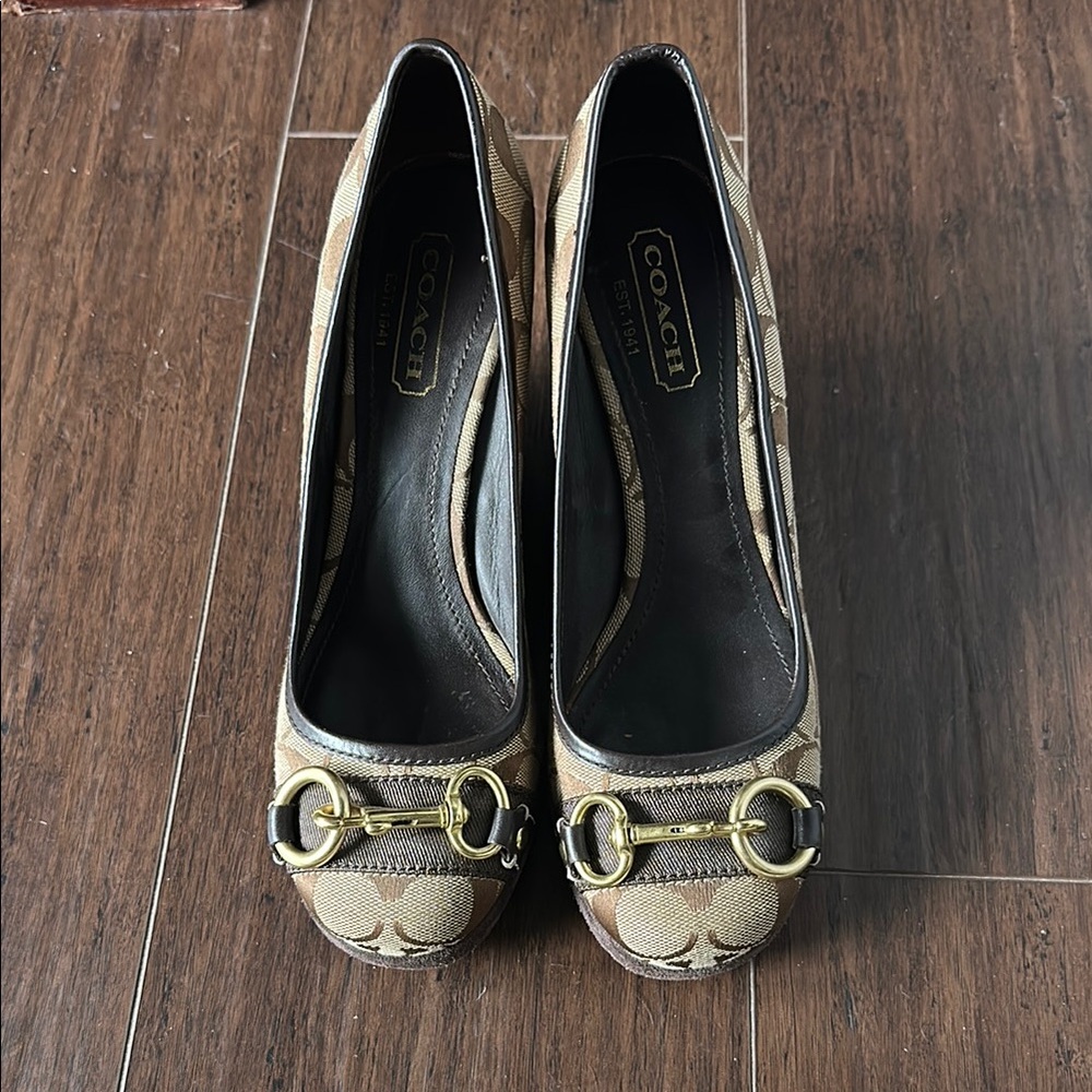 Coach Tan Wedge Shoes with Elegant Gold Accents